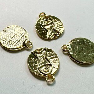 Shiny Round 22K Plated Brass Fish Charms 4